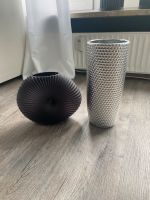 ❤️zwei sehr moderne Vasen ❤️ Niedersachsen - Gifhorn Vorschau
