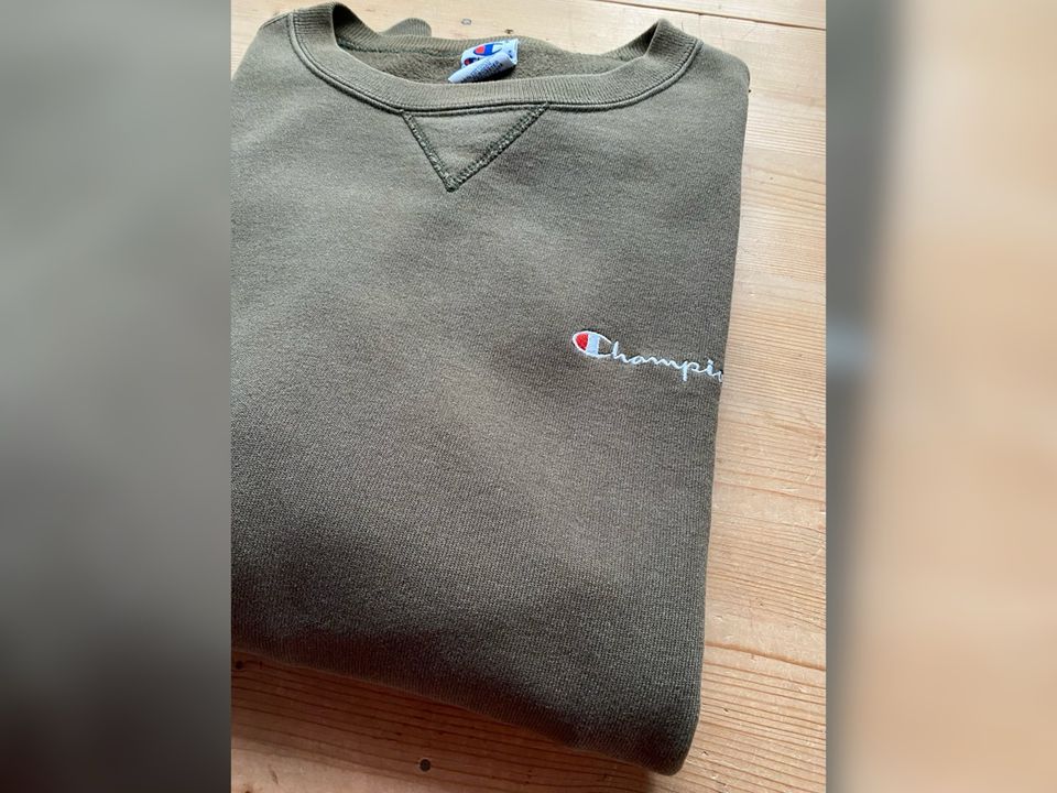 Vintage Champion Sweatshirt, dunkelgrün/khaki, Gr. XL in Heidelberg