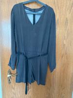 Süßer Jumpsuit von Promod Gr.42/44 grau mit Punkten Bayern - Altertheim Vorschau
