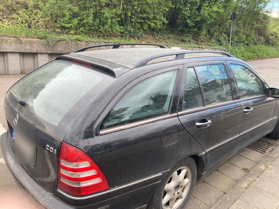 Auto Mercedes in Langerwehe