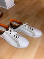 levi‘s sneaker gr. 44 Weiß orange oliv neuwertig Neupreis 100€ Hessen - Lauterbach (Hessen) Vorschau