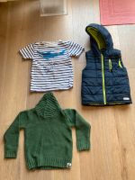 Kinderkleidung Jungen Kleidungspaket Pullover Shirt Jacke 116/122 Berlin - Rummelsburg Vorschau