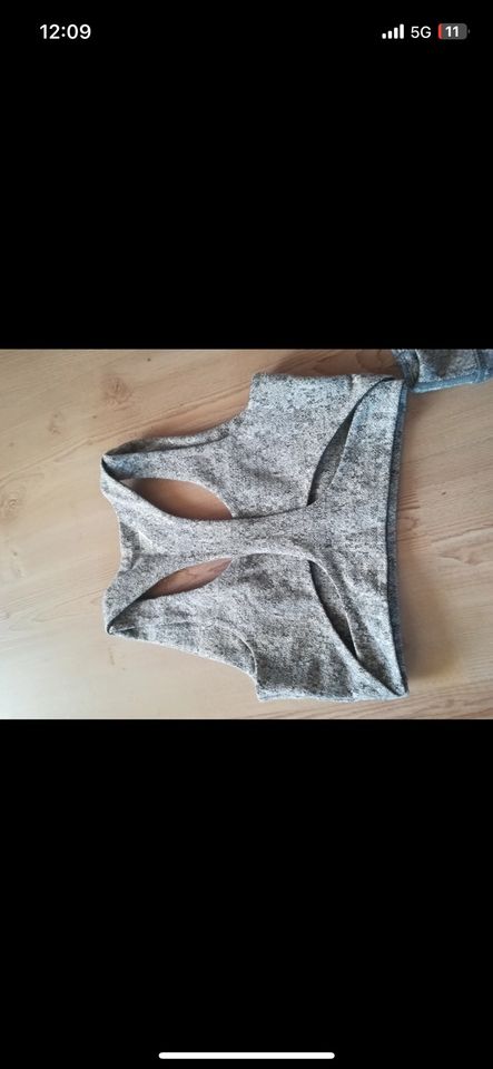 Gymshark 2 leggins und 2 bhs S XS blau grau schwarz in Dresden