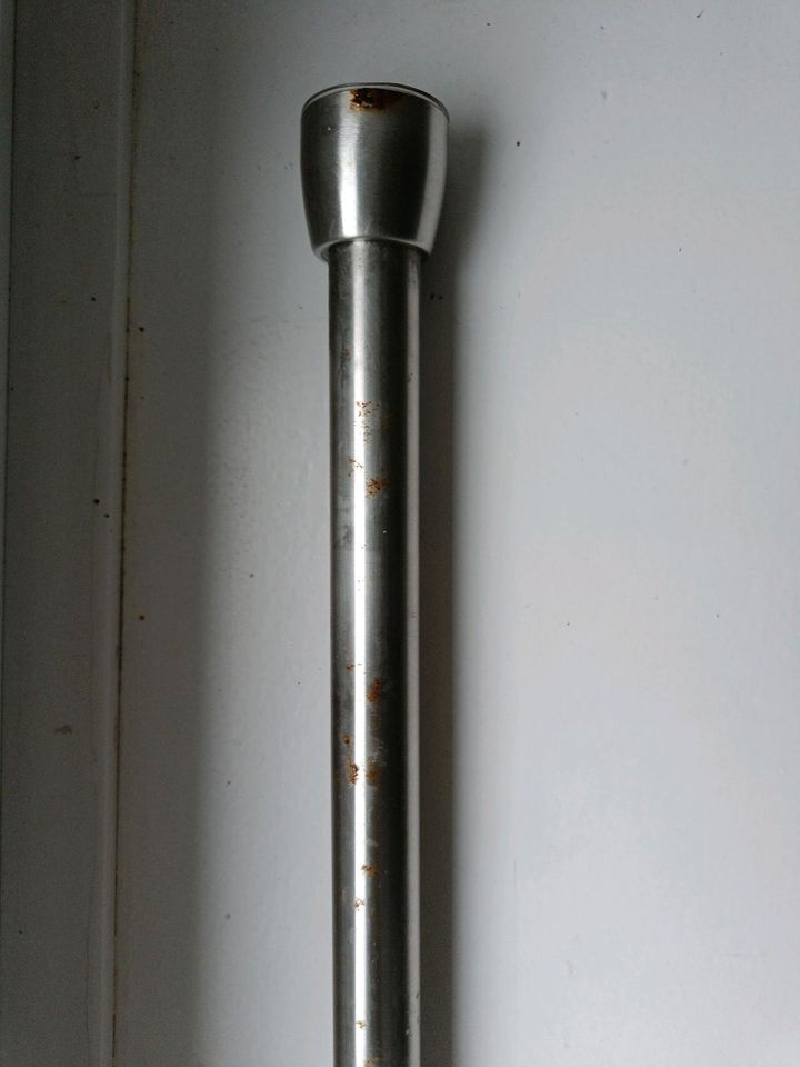 Längenverstellbare Duschstange 82-85 cm in Hamburg