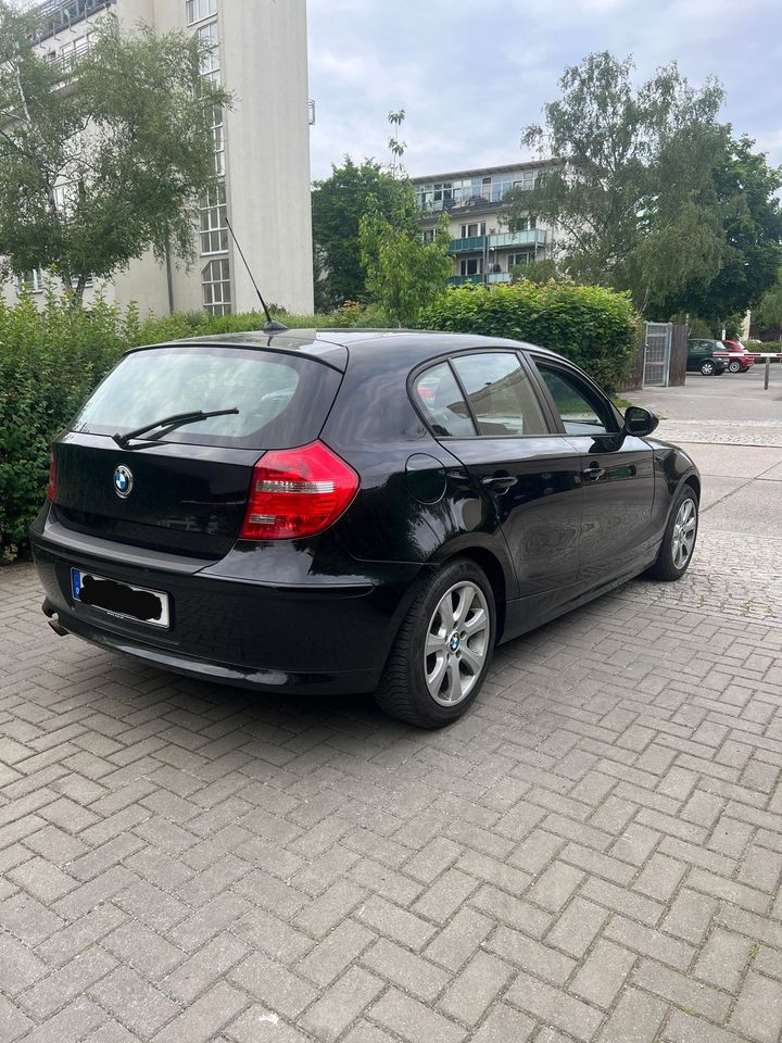 BMW 116i 2,0l Wenig Kilometer in Berlin