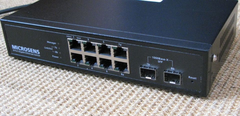 MICROSENS 8 Port Gigabit Ethernet Switch (MS453522M) in Potsdam