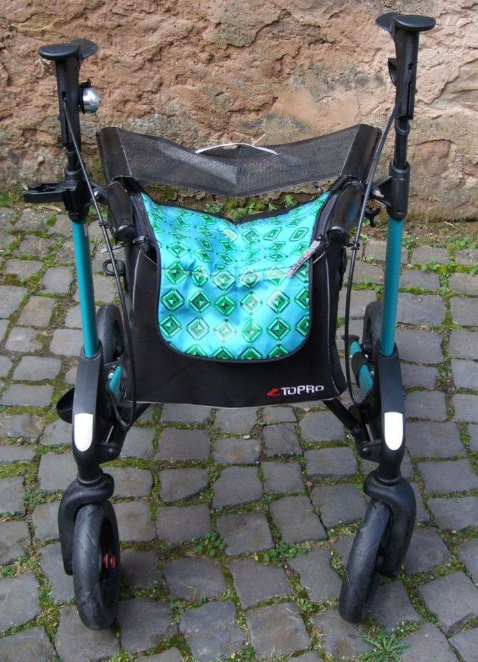 Gepflegter Rollator Topro Troja 2G türkis mit Zubehör - Gehhilfe in Trier