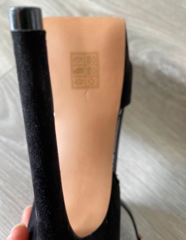 Asos hohe Plateau Pumps schwarz mit Riemchen  Gr 37 in München