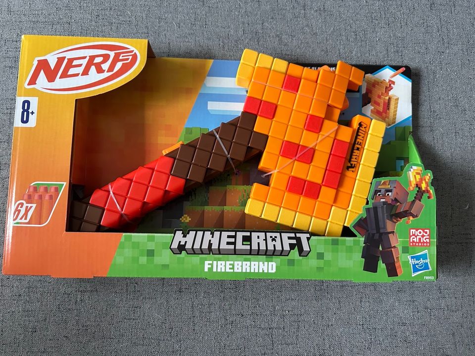 Nerf Minecraft Firebrand Dart-Blaster Axt (NEU) in Wesel