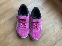 Asics Sportschuhe Gr. 28,5 Sachsen - Moritzburg Vorschau