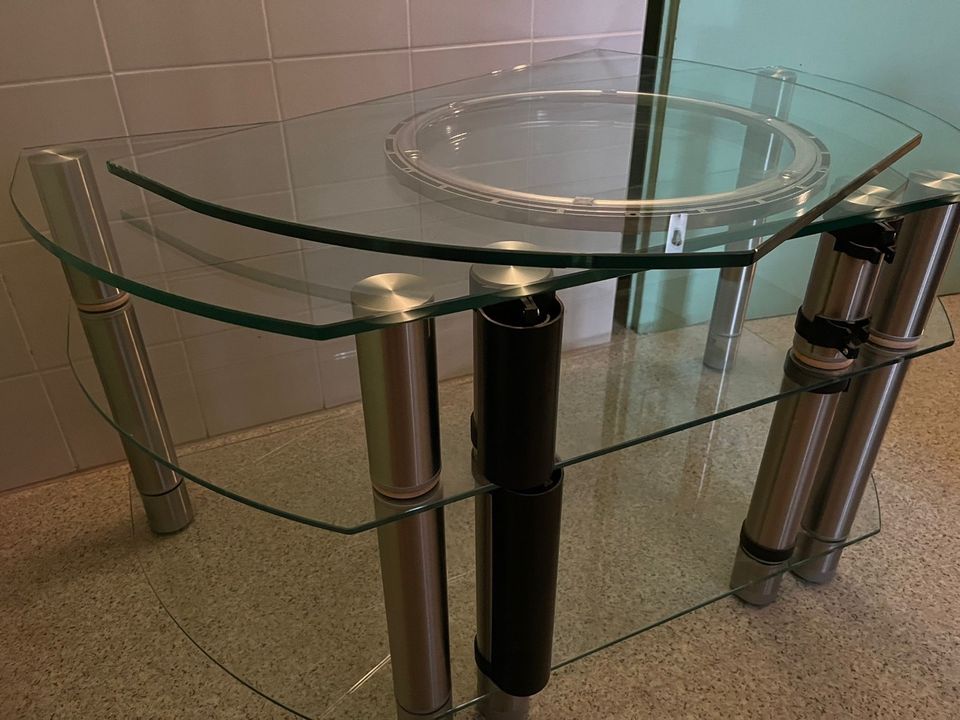 Glastisch mit Drehscheibe / Sideboard / Spectral Tisch in Berlin