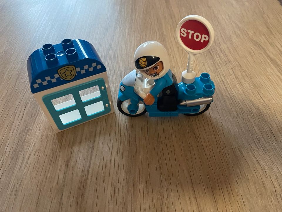 LEGO 10900 DUPLO Polizeimotorrad in Raisdorf