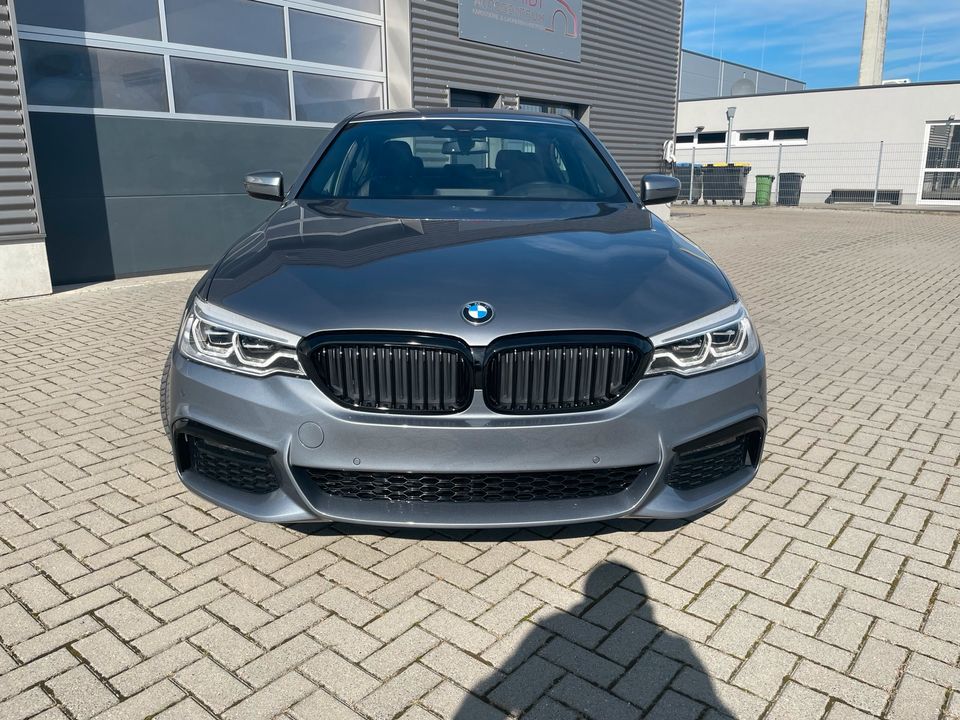 BMW 530i g30 INDIVIDUAL|M-Paket|LED|HUD|Brutto|Fin ab 2,99%|1Hand in Geilenkirchen
