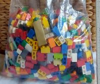 LEGO - 870 g Lego-Steine 1x2er, diverse Farben Berlin - Steglitz Vorschau