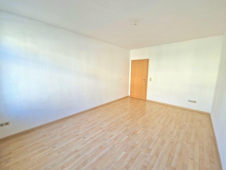 2-Zimmer-Wohnung mit Balkon und Einbauküche! in Chemnitz