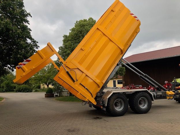 Stronga HookLoada HL180DT Hakenliftanhänger Abrollcontainer in Langensendelbach