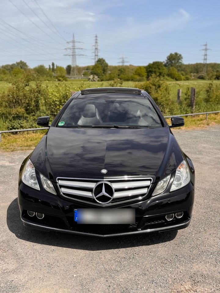 13.000€ Mercedes E Coupé Panorama in Essen