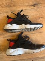 Nike Huarache schwarz Gr 39 Mädchen / Jungen / Damen Berlin - Charlottenburg Vorschau