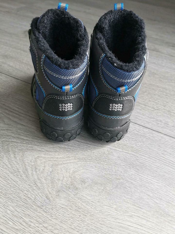 Geox Winterstiefel Gr 25 Neu in Schwaara