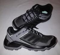 Adidas TERREX Turnschuhe Laufschuhe Gr. 38 grau Hessen - Niedernhausen Vorschau