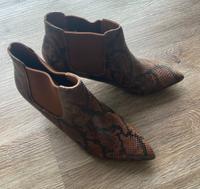 Clarks Leder Stiefelette Gr.42 braun Sachsen-Anhalt - Holzweißig Vorschau