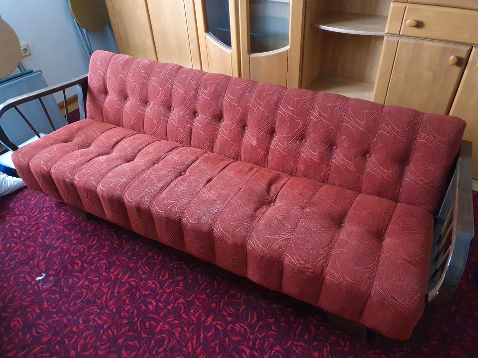 Altes Sofa , Schlafsofa in Böhl-Iggelheim