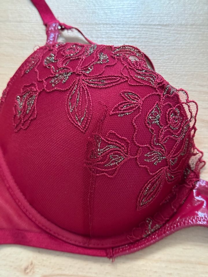 "Victoria's Secret" Bh NEU in Haar