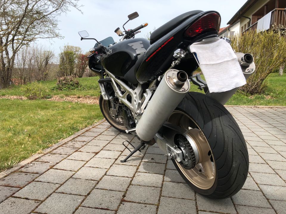 Suzuki TL 1000 s Street Fighter Naked Bike in Meßstetten