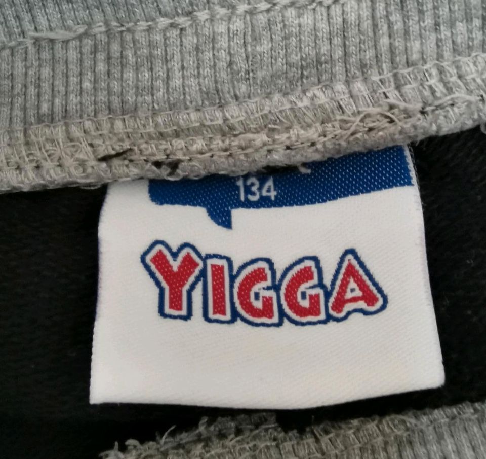 Shorts Gr. 134  *Versand 2,25€ in Leipzig