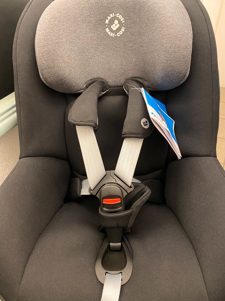 Auto Kindersitz, Maxi Cosi, Pearl, neu, schwarz, 9-18 Kg in Bremen