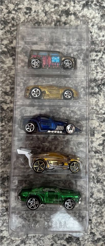 Hot Wheels 5er Pack geöffnet in Stuttgart