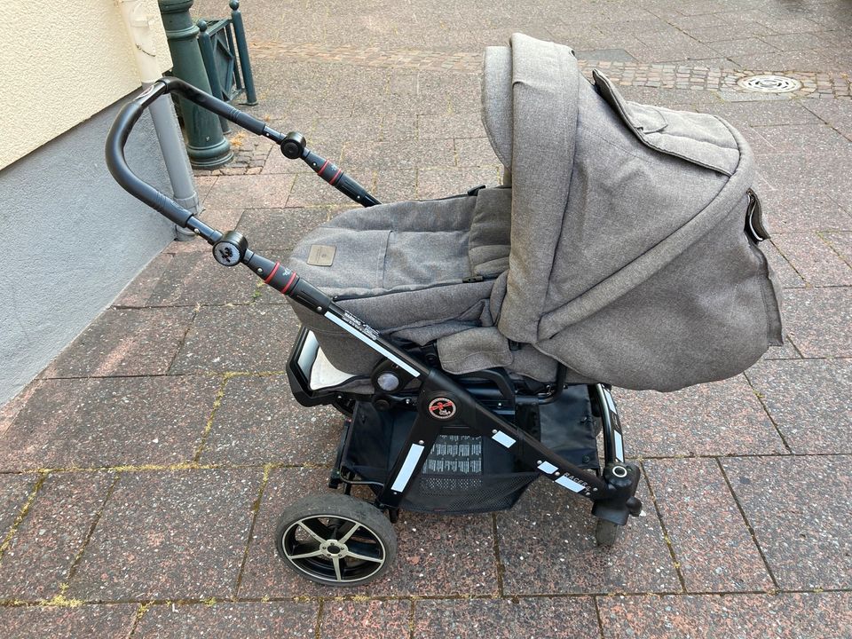 Kinderwagen Kombikinderwagen Buggy Hartan Racer GT Bellybutton in Bühl