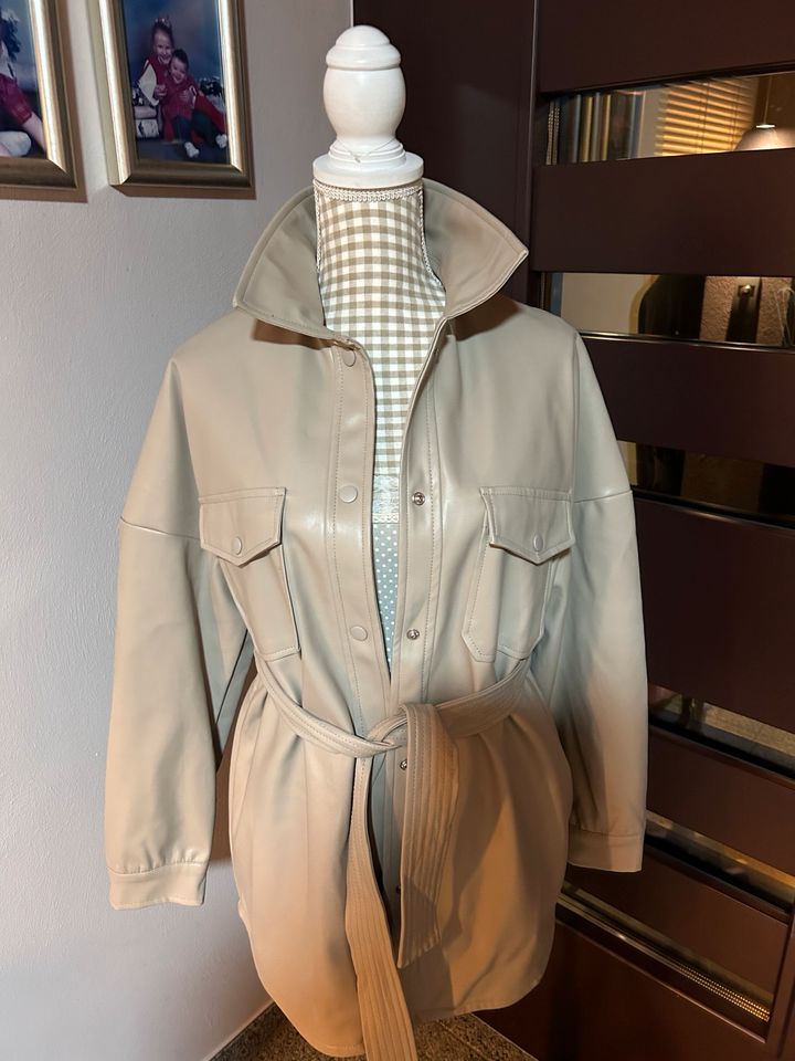 Lederhemd Lederjacke Taupe Topshop Größe 36/38 Neu in Dreis