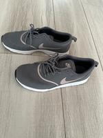 Nike Sneaker Größe 40 Nordrhein-Westfalen - Breckerfeld Vorschau