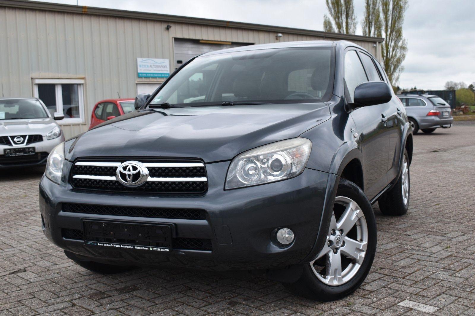 Abbildung des Autos Toyota RAV 4 2.2 D-CAT E…