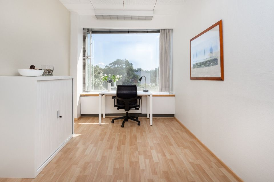 Privater Büroraum für 4 Personen 20 sqm in Regus Science Park in Kiel