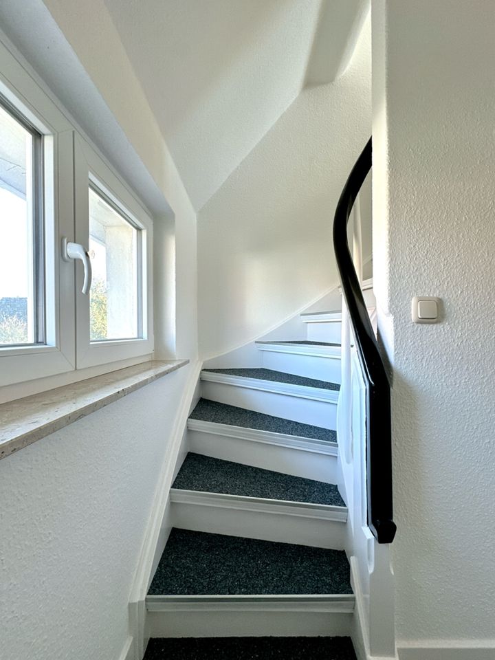 Wohlfühlen garantiert! Frisch renovierte Maisonette-Wohnung für 2 Personen in Ummeln in Bielefeld