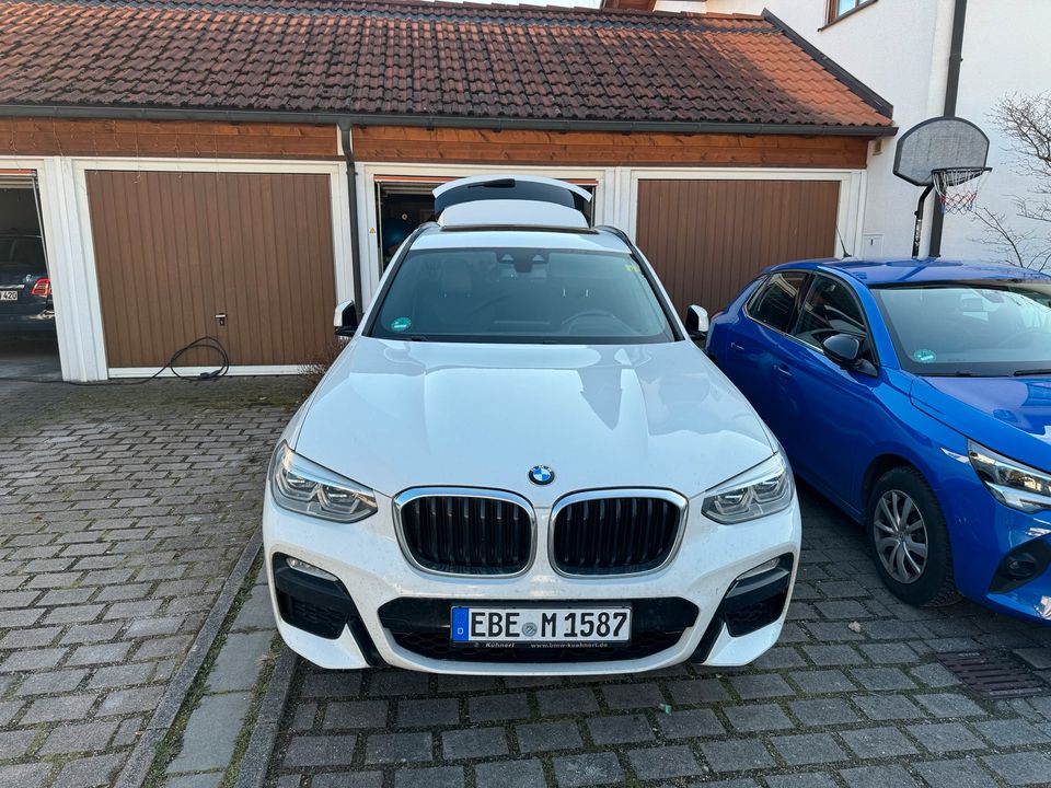 BMW X3 x30dA M-Packet, Leder, Stdh, AHK, Lenkradh, 8fach bereift, in Baldham