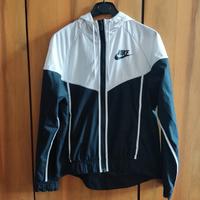 Nike Windbreaker/ dünne Trainingsjacke Größe XS Brandenburg - Strausberg Vorschau