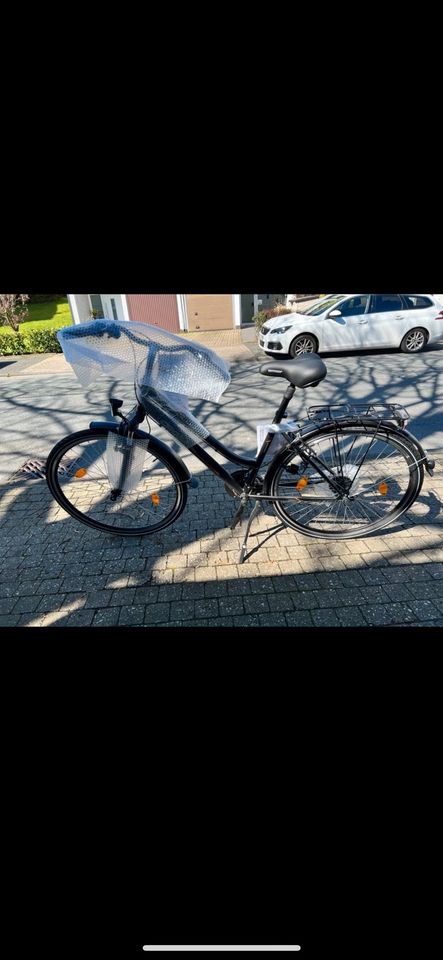 Damen Trekking 28 Fahrrad NEU in Wuppertal