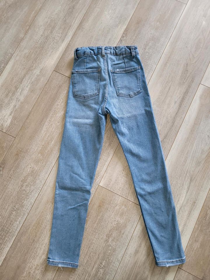 ☆☆Jeans Skinny von Zara Gr. 152☆☆ in Kabelsketal