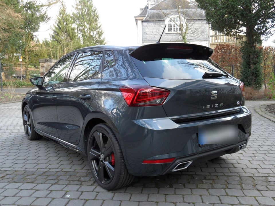 Seat Ibiza FR Black Edition 1.5 DSG Vollausstattung 8700km Lesen in Troisdorf