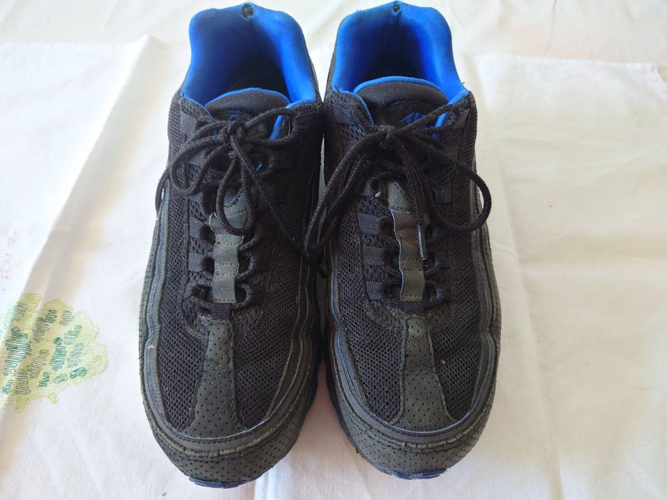 Nike air  Größe 45 Schwarz in Detmold