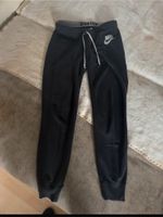 Gebrauchte Nike Jogginghose für 15€ Obervieland - Arsten Vorschau