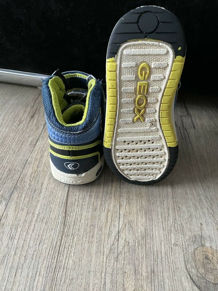 GEOX Kinderschuhe Gr. 26 Blinkschuhe Leder Junge  Sneaker in Offenbach