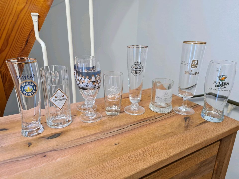 Tonkrüge, Bierkrug, Bierkrug abzugeben, Biergläser, Gläser, Glas in Rockenhausen