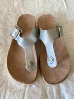 Damen Graceland Zehentrenner / Sandalen Silber Gr. 39 Neuwertig! Nordrhein-Westfalen - Hamm Vorschau
