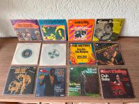 Single Vinyl Konvolut International 60's 70's 80's Nordrhein-Westfalen - Voerde (Niederrhein) Vorschau