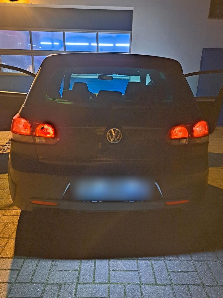 Golf R-Line neuer Motor 70000km in Kyritz