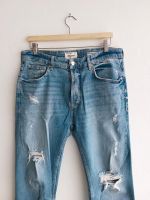 Jeans Hose Jeanshose Gr.42 Pull & Bear blau Nordrhein-Westfalen - Lemgo Vorschau